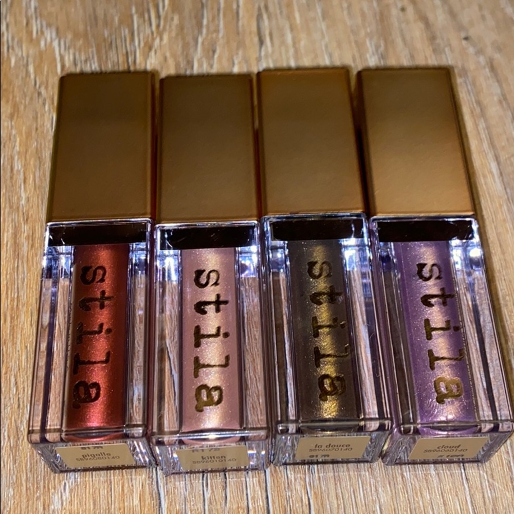 4 Stila Shimmer and Glow liquid eyeshadows 💥